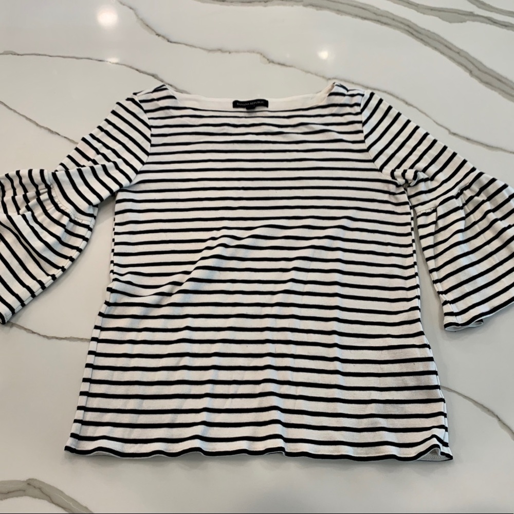 Banana Republic Sz M flutter sleeve stripe tee - Picture 1 of 4